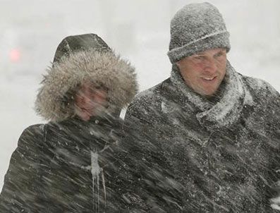 CONNECTICUT - ABD'nin kuzeydoğusunu kar erken vurdu