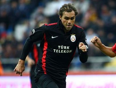 GHEORGHE HAGİ - Galatasaray geçen sezonun pasını üzerinden attı