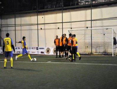 Basın Turnuvasına Bayram Molası