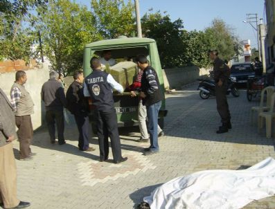 Edremit’te Sütçüyü Ecel, Süt Dağıtırken Yakaladı