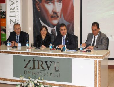 KRAL ABDULLAH - Kılıç: Hayatımda Yumurta Fırlatma Gibi Romantik Protestoları Hiç Benimsemedim