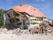 MEV'den Erciş'e öğretmen evi