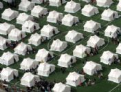 Nevresimden çıkan 5 bin lirayı iade etti