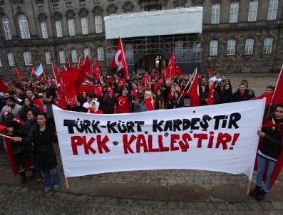 Şehitler Danimarka`da Anıldı