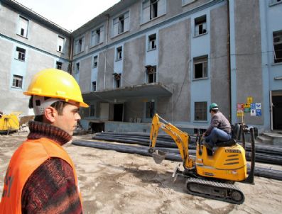 İZMIR EMNIYET MÜDÜRÜ - Tarihi Dönüşüm Başladı