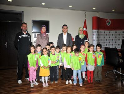 Toroslu Miniklerden ‘çöpünü Bana At’ Projesi