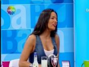 Asuman Krause'den Saba Tümer'e azar