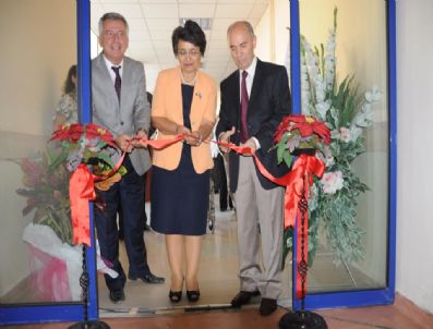 CANDEĞER YıLMAZ - Eü Tıp Fakültesi`nde Yenileme Çalışmaları Hayırseverlerin Katkısıyla Sürüyor