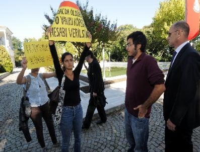 BOLLUCA - Hayvan Hakları Toplantısında Topbaş`a Köpek Katliamı Protestosu