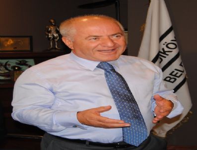 SELAMI ÖZTÜRK - Kadıköy Belediye Başkanı, Operasyonu Değerlendirdi