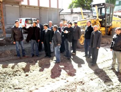 NEVZAT BOZKUŞ - Kars’ta Soğuk Havaya Rağmen Asfalt Çalışması Aralıksız Devam Ediyor