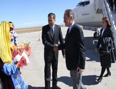 MEHMET KERIM YıLDıZ - Kültür ve Turizm Bakanı Ertuğrul Günay Ağrı`da