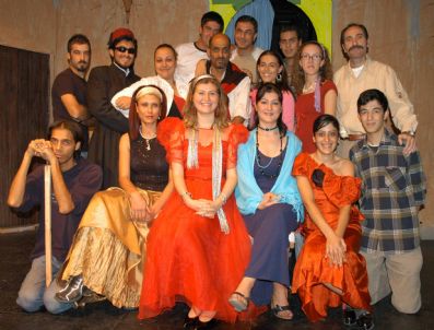 MÜJDAT GEZEN - Macit Özcan`ın Gururu Gençler