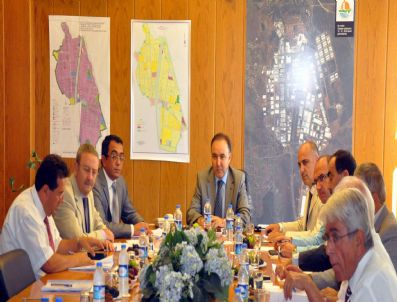 OSMAN UĞUR - Osb Toplantısı Vali Altıparmak Başkanlığında Yapıldı