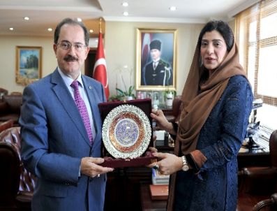 BELUCISTAN - Pakistan Toki`den `yoksul Konutu` İstiyor