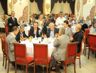 AKTOPRAK - Bağcılarlı Hacı Adayları Kutsal Yolculuğa Uğurlandı