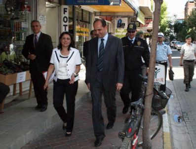 HASAN GÖÇ - Kaymakam Sigara Denetimine Çıktı