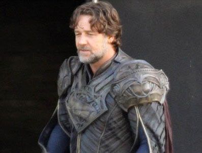 RUSSELL CROWE - 'Superman: Man of Steel'den yeni bir kare