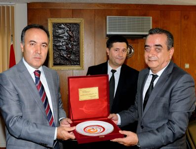 FATIH KOCABAŞ - Vali Altıparmak Ziyaretlerini Sürdürüyor