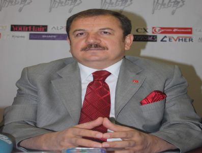 RAMAZAN YıLMAZ - 2012`nin Saç Trendi Bursa`da Şekillenecek