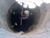 40 metrelik kuyuda köpek kurtarma operasyonu