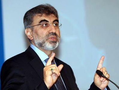 Enerji ve Tabii Kaynaklar Bakanı Yıldız, gazetecilere açıklamalarda bulundu