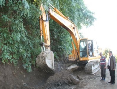Eynesil`de Aşırı Yağışlar Yollara Büyük Zarar Verdi
