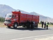 Freni Patlayan Kamyon Polisi Alarma Geçirdi