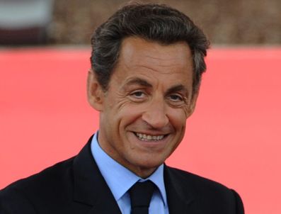 MINSK - Sarkozy yine haddini aştı