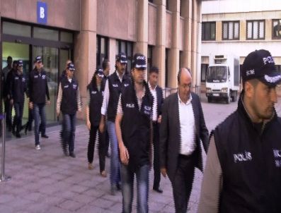 Yolsuzluk Sanığının Kasasından Cumhuriyet Altınları Çıktı