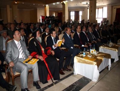 Artuklu Üniversitesi`nden 6 Dilde Bilgi Şöleni