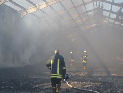 Çorlu'da Fabrika Yangını