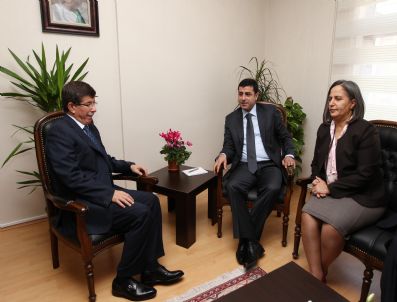 Dışişleri Bakanı Davutoğlu: 