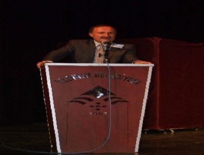 Kent Konseyi Başkanlığına Arif Çelenk Seçildi