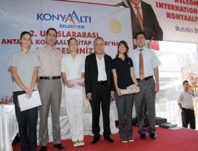 FETTAH TAMINCE - Konyaaltı Kitap Fuarı’nda Kompozisyon Birincisi Toros Koleji`nden