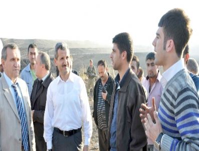 Listeye Giremeyen Gençler Tepki Gösterdi