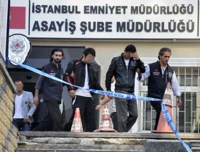 Polis Süsü Vererek Önce Gasp Sonra Tecavüz