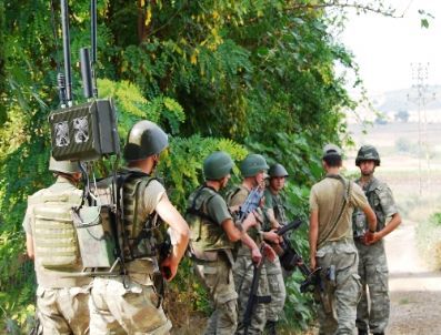 Tren Raylarında Bomba Şüphesi Jandarmayı Harekete Geçirdi