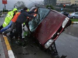 Zonguldak`ta Trafik Kazası: 2 Yaralı