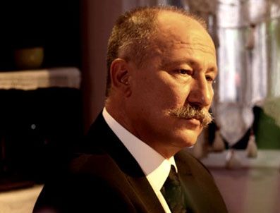 ALTAN ERKEKLİ - Altan Erkekli 56'sında baba oluyor