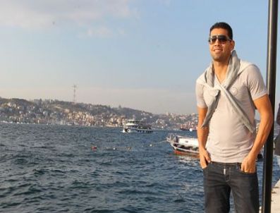 ANDRE SANTOS - Andre Santos, Eski Takım Arkadaşlarıyla Hasret Giderdi