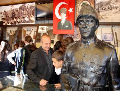 Çanakkale Gezici Müzesi Taşköprüdeydi