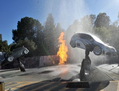 Meclis Üyeleri Universal Stüdyoları'nda