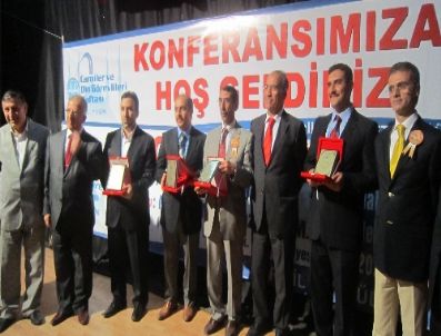 RECEP GÜVEN - Prof. Dr. Yılmaz: Camide Protokol Olmaz, Her Mevkiden İnsan Aynı Safa Durur