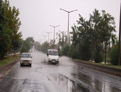 Aydın’ı Sel Vurdu Geçti