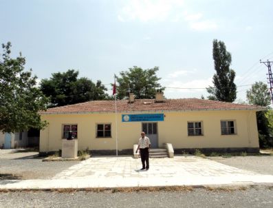 Özel İdare Yoğurtlu Beldesine İlköğretim Okulu Yaptırıyor