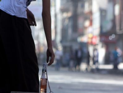 ESAT CANAN - Yüksekova`da Olaylar Çıktı