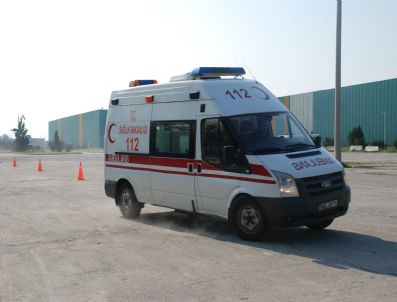 HAKAN KAPLAN - Ambulans Şoförleri Rallicileri Aratmadı