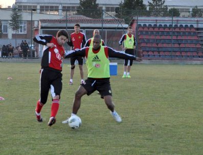 MİCHAEL SKİBBE - Eskişehirspor’da Gözler Karabükspor Maçına Çevrildi