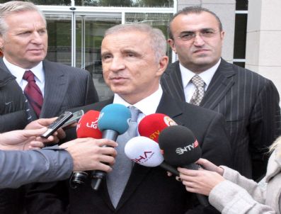 TURAN ÇOLAKKADı - Gs Başkanı Ünal Aysal Adliyede